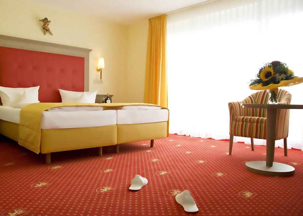 Hotel Wittelsbacher Hoeh 뷔르츠부르크 외부 사진