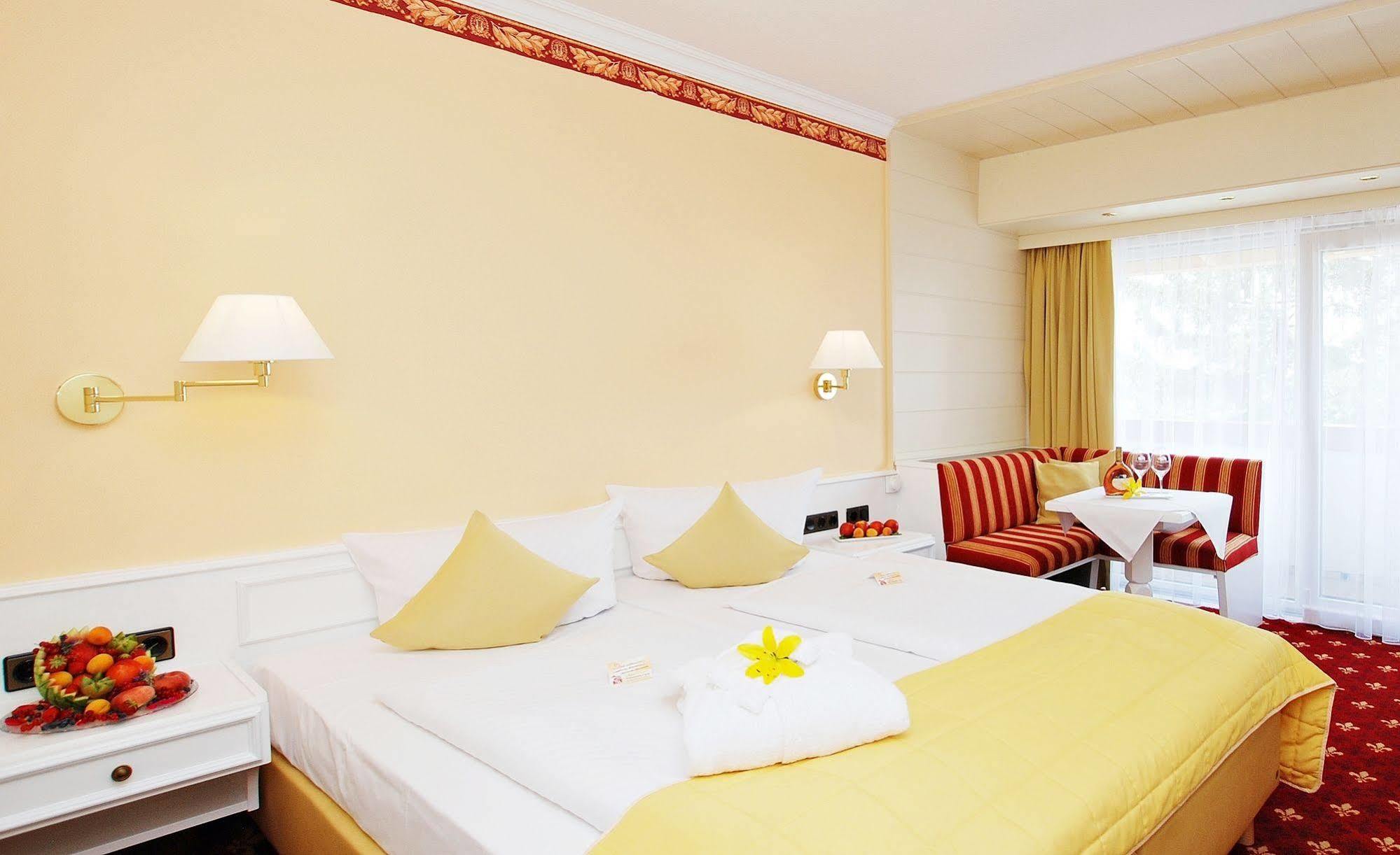 Hotel Wittelsbacher Hoeh 뷔르츠부르크 외부 사진